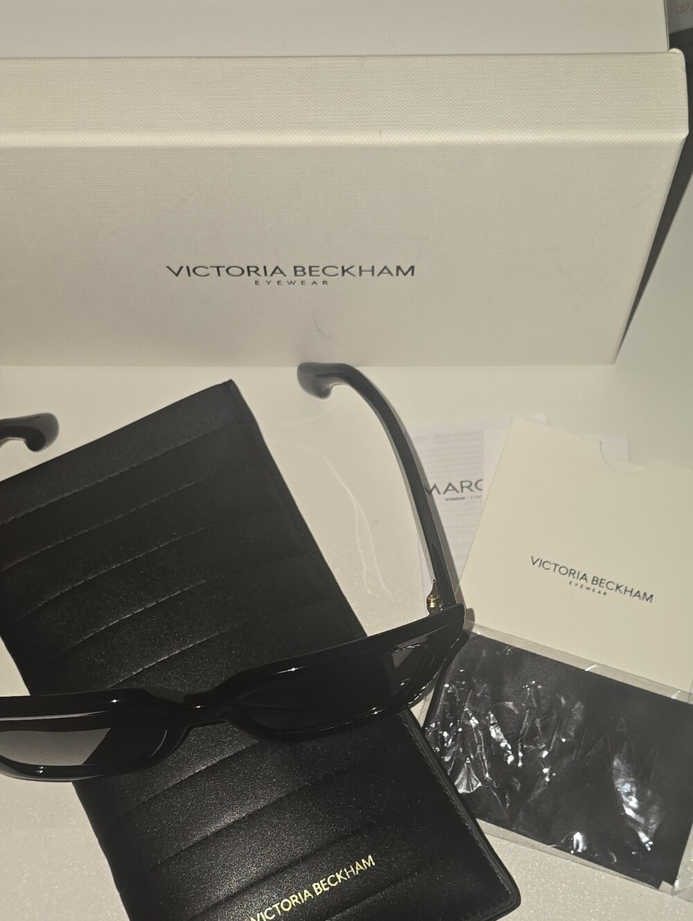 Victoria Beckham VB644S 001 Black Gradient Square Sunglasses - NIB Full Set - Picture 3 of 11